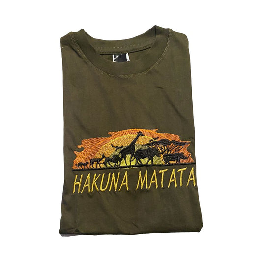 Green T-shirt - Hakuna Matata